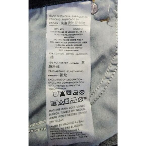 Levis Signature Womens Jeans 22M Modern Boot Cut Dark Wash Denim MINT CONDITION - Picture 5 of 6